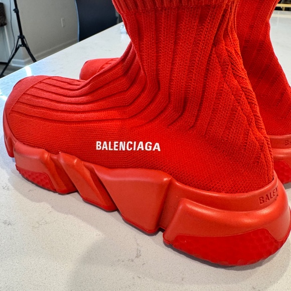 Balenciaga red ribbed speed trainer/runner sock sneakers - Picture 3 of 8
